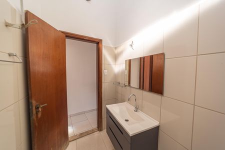 Casa para alugar com 180m², 2 quartos e 1 vagaBanheiro