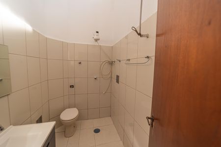 Casa para alugar com 180m², 2 quartos e 1 vagaBanheiro