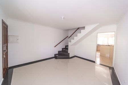 Casa para alugar com 180m², 2 quartos e 1 vagaSala