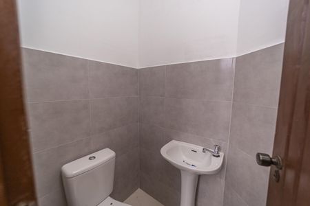 Casa para alugar com 180m², 2 quartos e 1 vagaLavabo