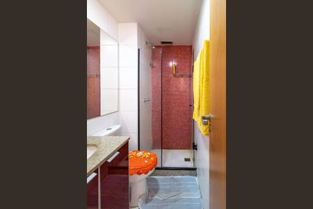 Apartamento à venda com 65m², 2 quartos e 1 vaga Apartamento à venda com 65m², 2 quartos e 1 vagaBanheiro Social