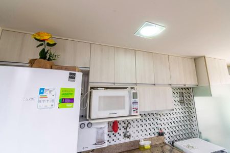 Apartamento à venda com 65m², 2 quartos e 1 vaga Apartamento à venda com 65m², 2 quartos e 1 vagaCozinha - Armários