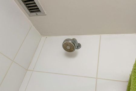 Apartamento à venda com 65m², 2 quartos e 1 vaga Apartamento à venda com 65m², 2 quartos e 1 vagaBanheiro da Suíte