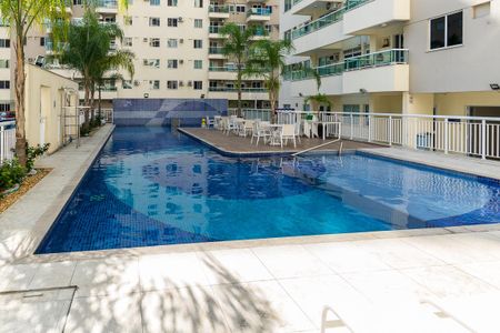 Apartamento à venda com 65m², 2 quartos e 1 vaga Apartamento à venda com 65m², 2 quartos e 1 vagaÁrea comum - Piscina