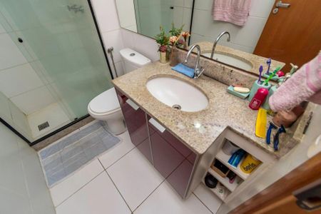 Apartamento à venda com 65m², 2 quartos e 1 vaga Apartamento à venda com 65m², 2 quartos e 1 vagaBanheiro da Suíte