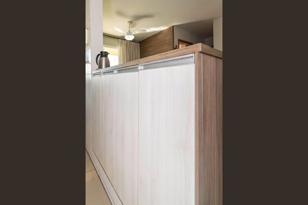 Apartamento à venda com 65m², 2 quartos e 1 vaga Apartamento à venda com 65m², 2 quartos e 1 vagaCozinha - Armários