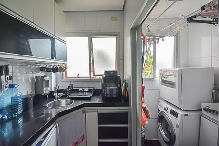 Apartamento para alugar com 69m², 3 quartos e 1 vaga Apartamento para alugar com 69m², 3 quartos e 1 vagaCozinha e Área de Serviço