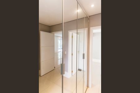 Apartamento para alugar com 202m², 3 quartos e 3 vagas Apartamento para alugar com 202m², 3 quartos e 3 vagasCorredor