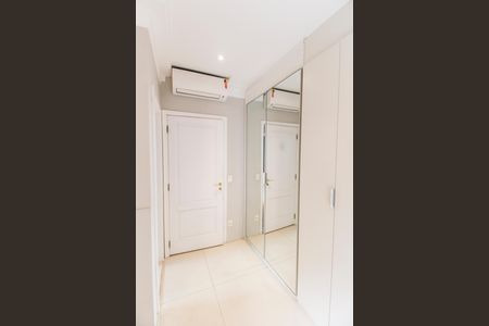 Apartamento para alugar com 202m², 3 quartos e 3 vagas Apartamento para alugar com 202m², 3 quartos e 3 vagasBanheiro da Suíte