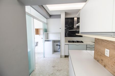 Apartamento para alugar com 202m², 3 quartos e 3 vagas Apartamento para alugar com 202m², 3 quartos e 3 vagasCozinha