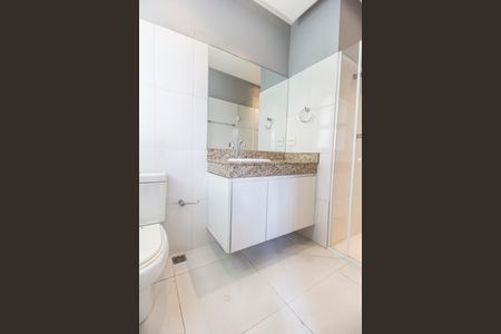 Apartamento para alugar com 202m², 3 quartos e 3 vagas Apartamento para alugar com 202m², 3 quartos e 3 vagasBanheiro da Suíte