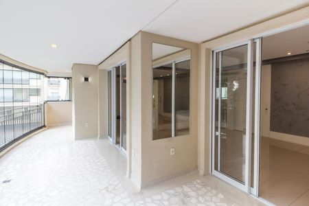 Varanda gourmet de apartamento para alugar com 3 quartos, 202m² em Residencial Tambore Iii, Santana de Parnaíba