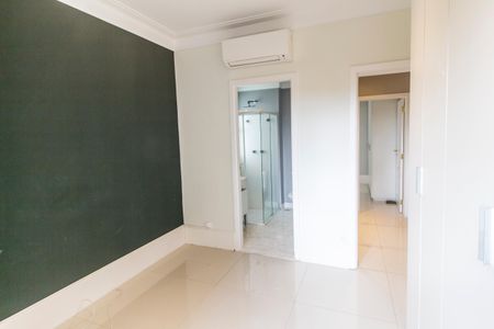 Apartamento para alugar com 202m², 3 quartos e 3 vagas Apartamento para alugar com 202m², 3 quartos e 3 vagasSuíte 2