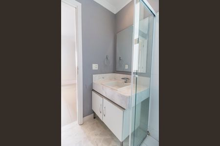 Apartamento para alugar com 202m², 3 quartos e 3 vagas Apartamento para alugar com 202m², 3 quartos e 3 vagasBanheiro da Suíte