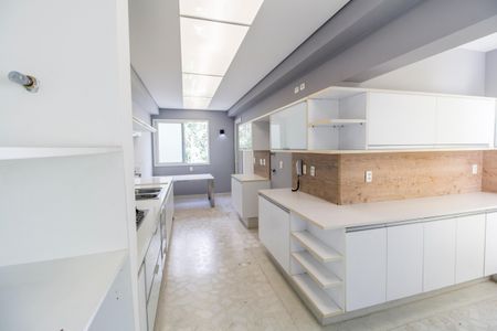 Apartamento para alugar com 202m², 3 quartos e 3 vagas Apartamento para alugar com 202m², 3 quartos e 3 vagasCozinha