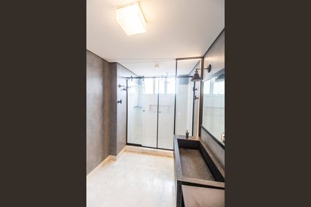 Apartamento para alugar com 202m², 3 quartos e 3 vagas Apartamento para alugar com 202m², 3 quartos e 3 vagasBanheiro da Suíte