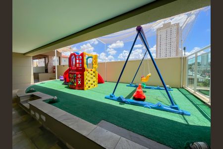 Apartamento à venda com 52m², 2 quartos e 1 vaga Apartamento à venda com 52m², 2 quartos e 1 vagaÁrea comum - Playground
