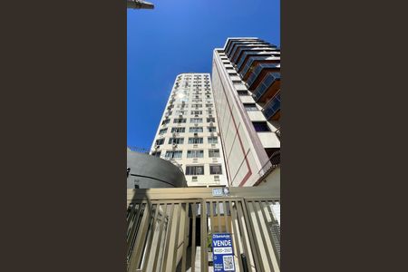 Apartamento para alugar com 82m², 2 quartos e 1 vaga Apartamento para alugar com 82m², 2 quartos e 1 vagaFachada