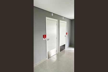 Studio à venda com 16m², 1 quarto e sem vaga Studio à venda com 16m², 1 quarto e sem vagaCorredor