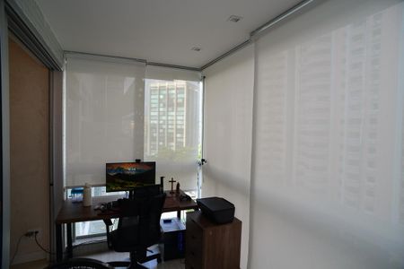 Apartamento à venda com 89m², 2 quartos e 1 vaga Apartamento à venda com 89m², 2 quartos e 1 vagaVaranda