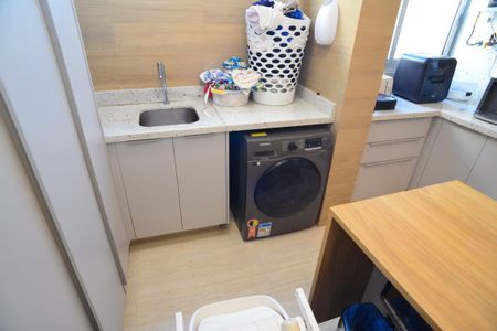 Apartamento à venda com 89m², 2 quartos e 1 vaga Apartamento à venda com 89m², 2 quartos e 1 vagaÁrea de Serviço