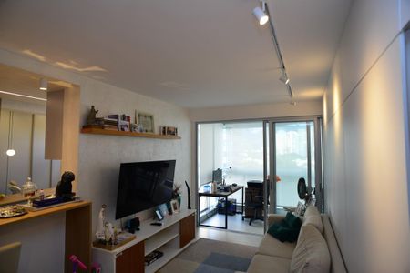 Apartamento à venda com 89m², 2 quartos e 1 vaga Apartamento à venda com 89m², 2 quartos e 1 vagaSala