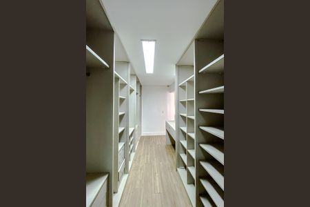 Casa à venda com 180m², 3 quartos e 2 vagas Casa à venda com 180m², 3 quartos e 2 vagasQuarto 1 - Suíte