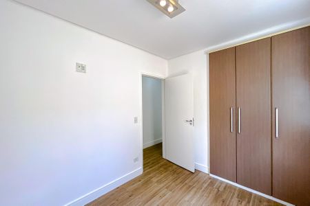 Casa à venda com 180m², 3 quartos e 2 vagas Casa à venda com 180m², 3 quartos e 2 vagasQuarto 2