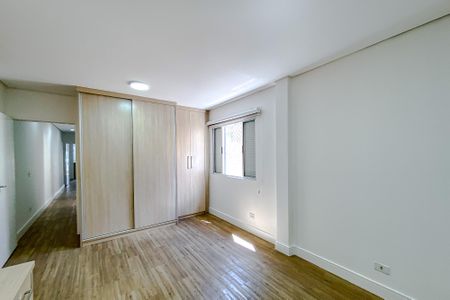 Casa à venda com 180m², 3 quartos e 2 vagas Casa à venda com 180m², 3 quartos e 2 vagasQuarto 3