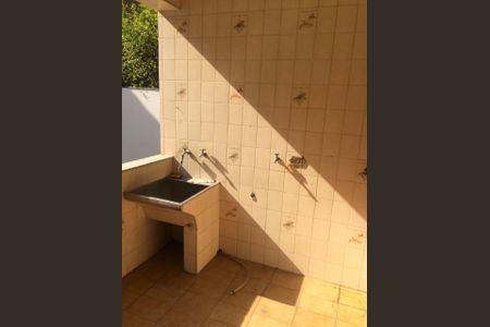 Casa à venda com 187m², 3 quartos e 2 vagasÁrea de serviço