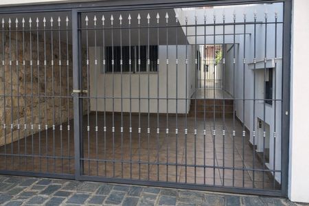 Casa à venda com 187m², 3 quartos e 2 vagasFachada