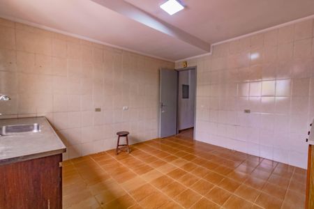 Casa para alugar com 2 quartos, 200m² em Conjunto Residencial Jardim Canaa, São Paulo