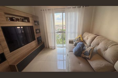 Sala de apartamento à venda com 2 quartos, 58m² em Vila Carmosina, São Paulo