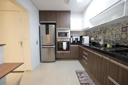 Apartamento à venda com 75m², 2 quartos e 1 vaga Apartamento à venda com 75m², 2 quartos e 1 vagaCozinha