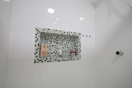 Apartamento à venda com 75m², 2 quartos e 1 vaga Apartamento à venda com 75m², 2 quartos e 1 vagaBanheiro