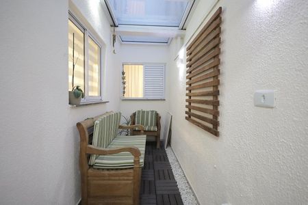 Apartamento à venda com 75m², 2 quartos e 1 vaga Apartamento à venda com 75m², 2 quartos e 1 vagaJardim de Inverno