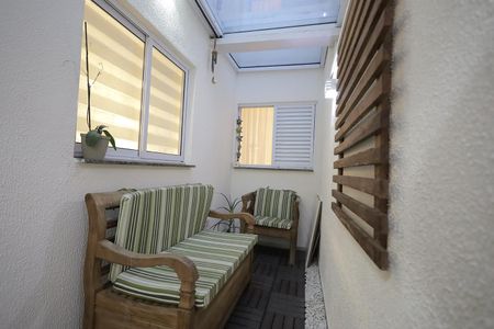 Apartamento à venda com 75m², 2 quartos e 1 vaga Apartamento à venda com 75m², 2 quartos e 1 vagaJardim de Inverno