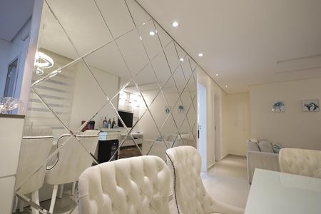 Apartamento à venda com 75m², 2 quartos e 1 vaga Apartamento à venda com 75m², 2 quartos e 1 vagaSala