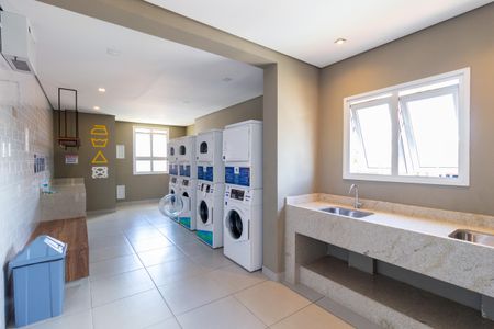 Apartamento para alugar com 38m², 2 quartos e sem vaga Apartamento para alugar com 38m², 2 quartos e sem vagaLavanderia