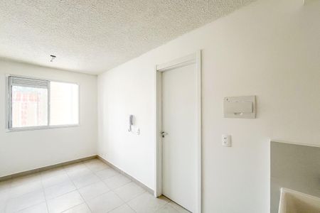 Sala/Cozinha de apartamento para alugar com 1 quarto, 25m² em Parque Industrial Tomas Edson, São Paulo
