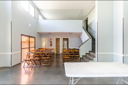 Apartamento para alugar com 47m², 2 quartos e 1 vaga Apartamento para alugar com 47m², 2 quartos e 1 vagaÁrea comum - Salão de festas