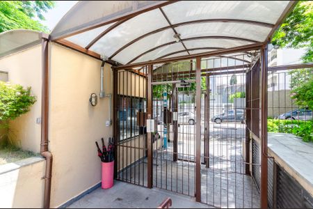 Apartamento para alugar com 47m², 2 quartos e 1 vaga Apartamento para alugar com 47m², 2 quartos e 1 vagaPortaria