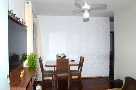Sala de apartamento para alugar com 2 quartos, 50m² em Ribeiro de Abreu, Belo Horizonte