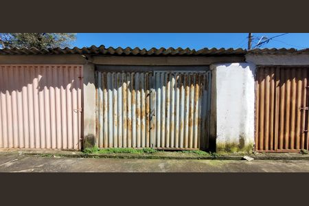 Apartamento para alugar com 43m², 2 quartos e 1 vaga Apartamento para alugar com 43m², 2 quartos e 1 vagaGaragem em terreno anexo