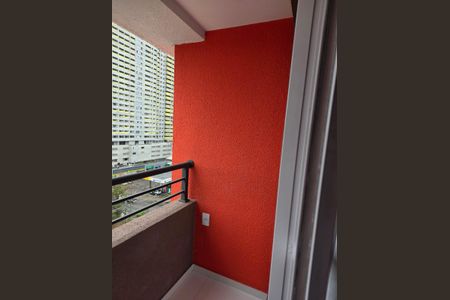 Studio para alugar com 35m², 1 quarto e sem vaga Studio para alugar com 35m², 1 quarto e sem vagaVaranda