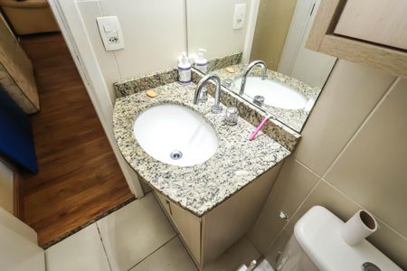 Apartamento para alugar com 59m², 2 quartos e 1 vaga Apartamento para alugar com 59m², 2 quartos e 1 vagaBanheiro