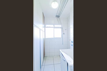 Apartamento para alugar com 55m², 2 quartos e 1 vagaÁrea de Serviço