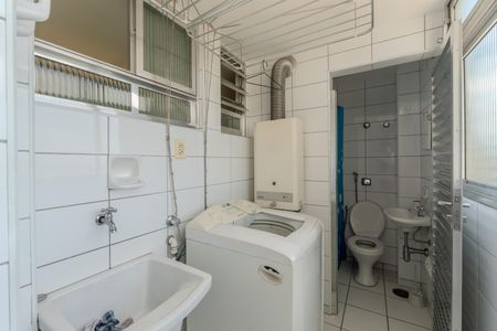 Apartamento para alugar com 110m², 3 quartos e 1 vagaÁrea de Serviço