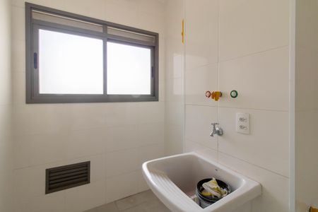 Apartamento à venda com 68m², 2 quartos e 1 vaga Apartamento à venda com 68m², 2 quartos e 1 vagaArea de Serviço