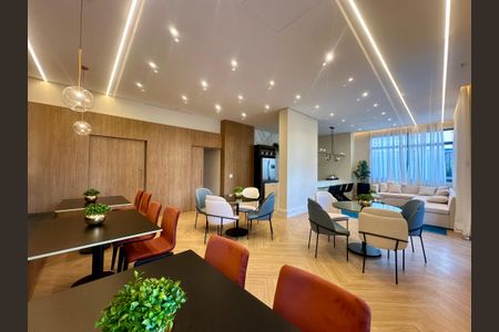 Apartamento à venda com 68m², 2 quartos e 1 vaga Apartamento à venda com 68m², 2 quartos e 1 vagaArea Comum - Salão de Festas